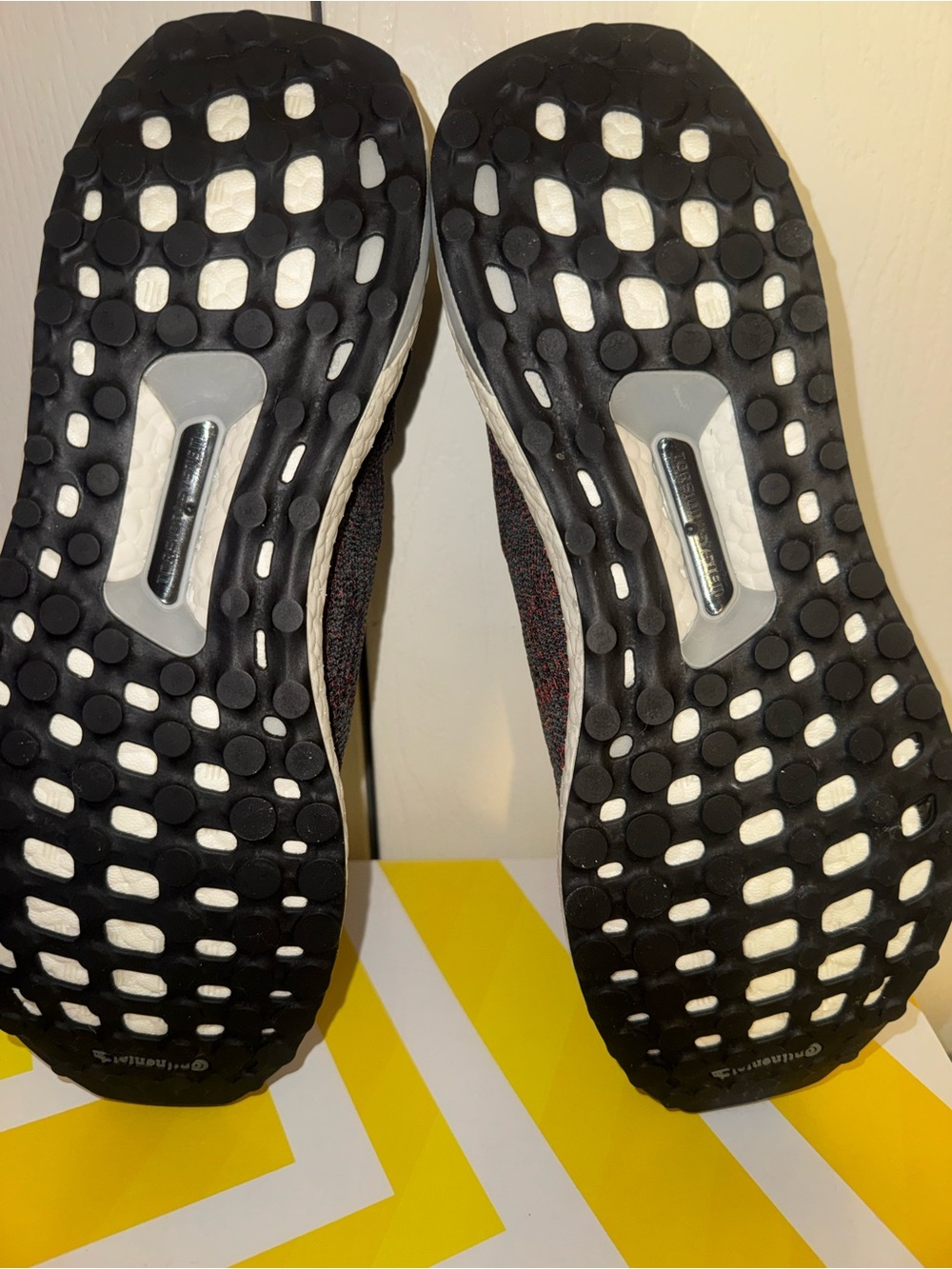 Adidas Ultra Boost uncaged “Carbon” - Picture 6 of 8